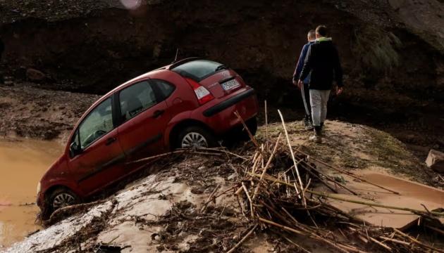 В Іспанії число жертв від повені досягло 64 осіб.